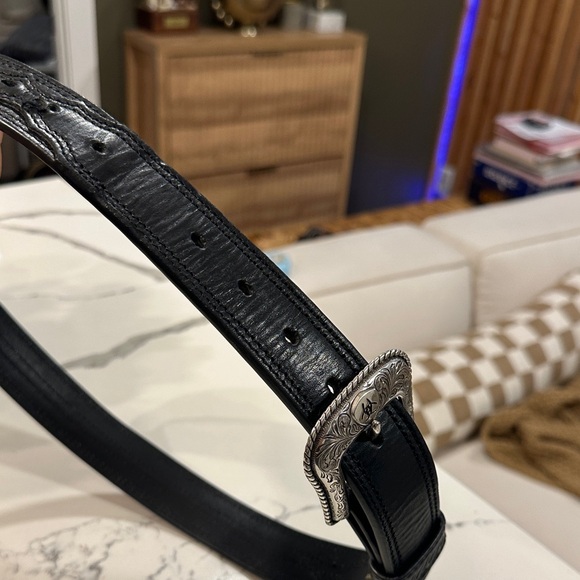 Ariat Black Leather Belt with Silver Buckle - Picture 7 of 15